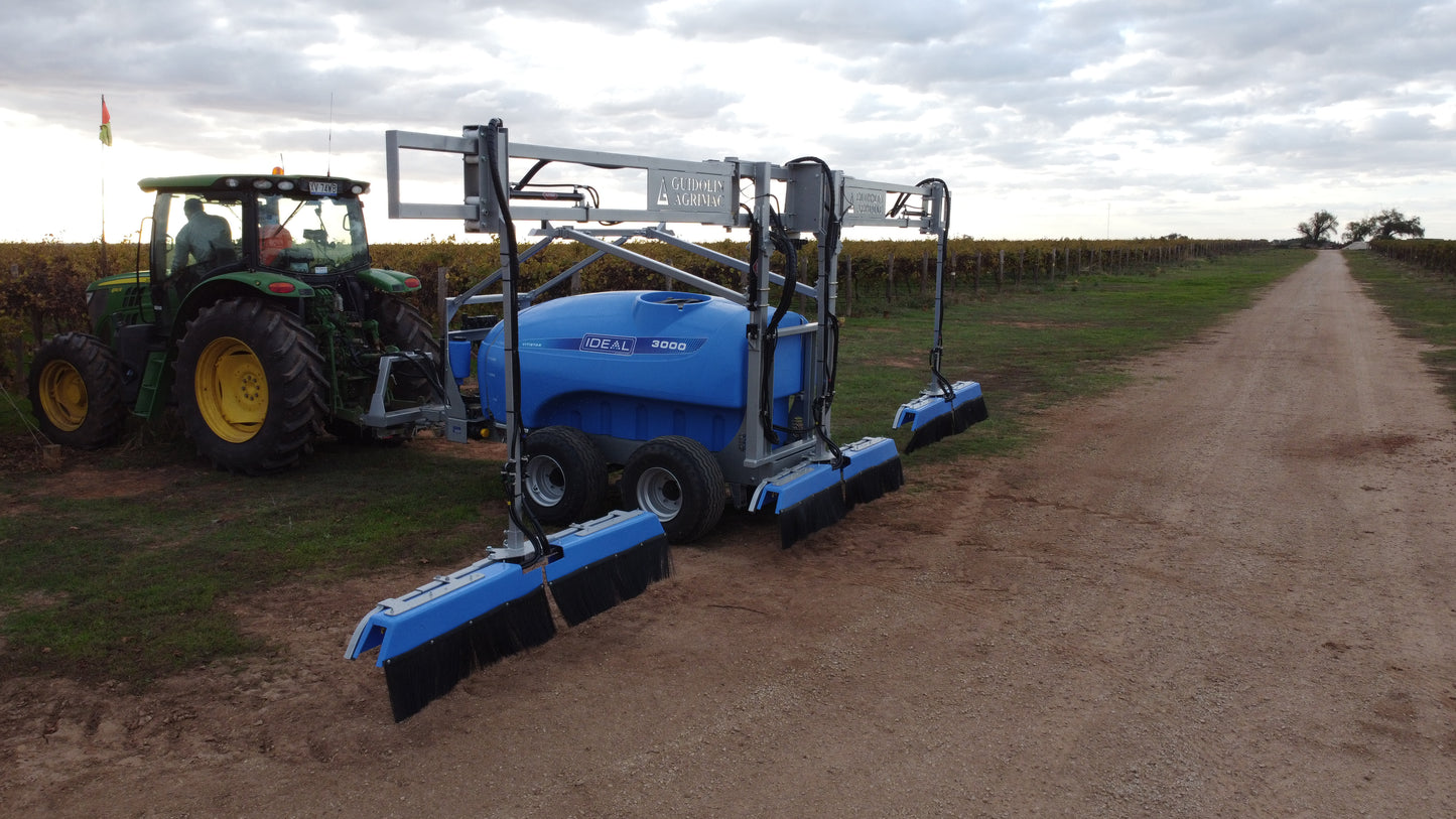 Grassmaster 2/3 Row Vineyard