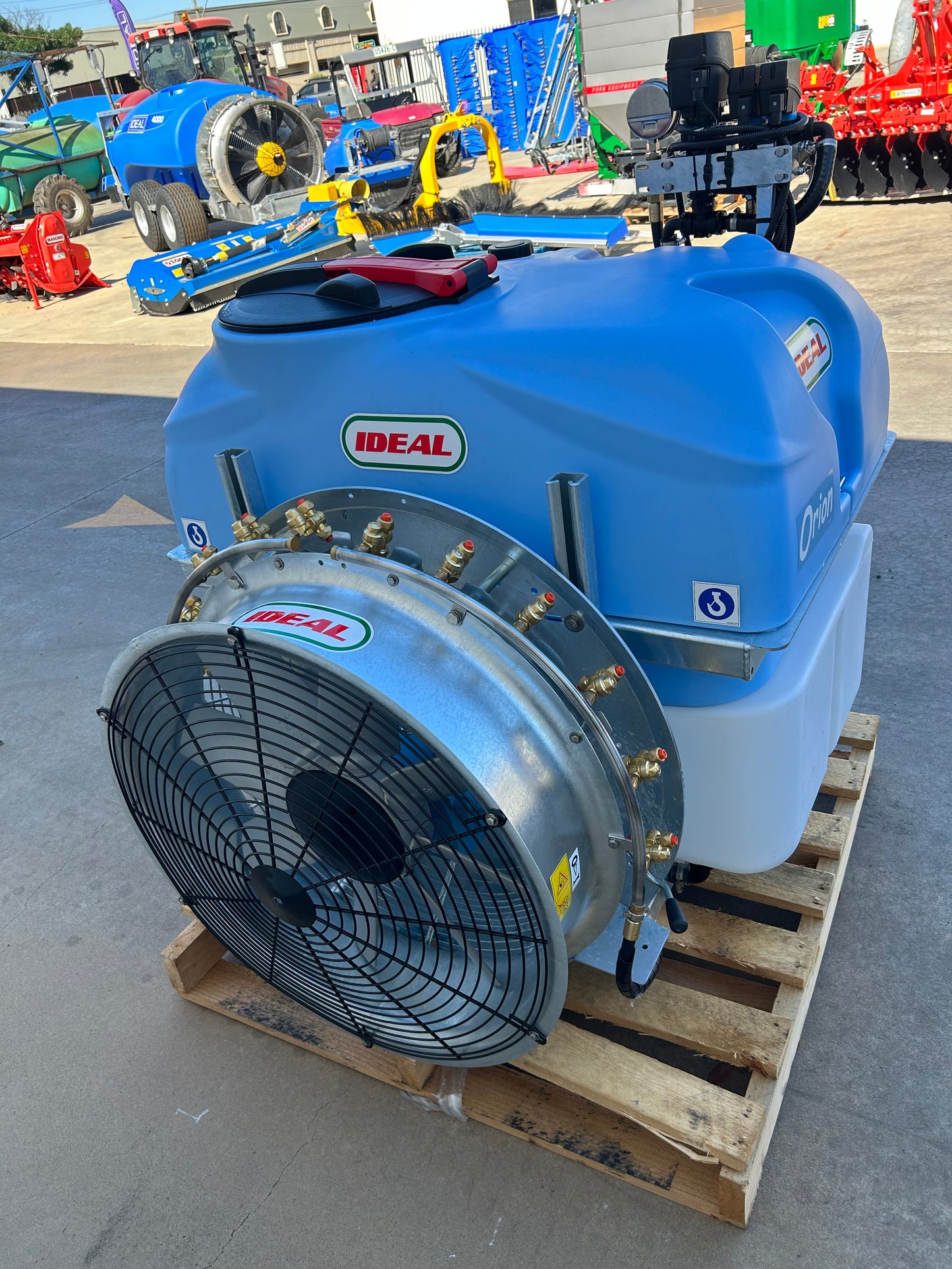 IDEAL Orion Mounted Sprayer